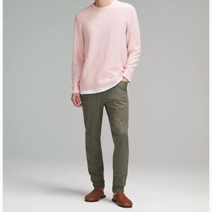 Lululemon Men’s Skinny Fit Commission Pant